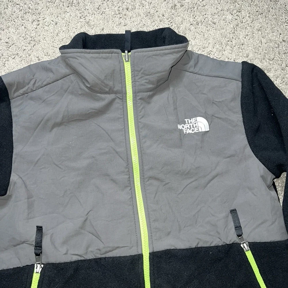 The North Face Mens M 95 Retro Denali Heavy Fleece Jacket Modine Grau Black